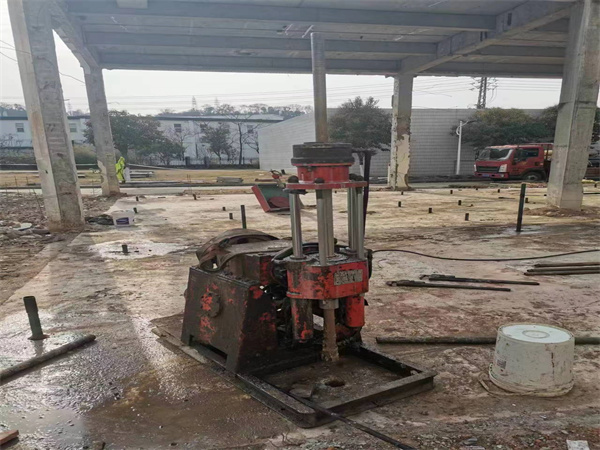 天山袖阀管小导管注浆加固施工工艺